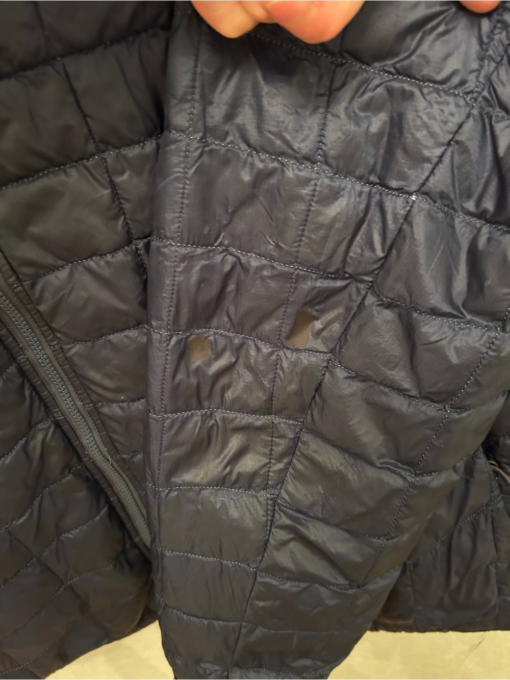The North Face Men's Navy Quilted Packable Puffer Jacket - Picture 6 of 12